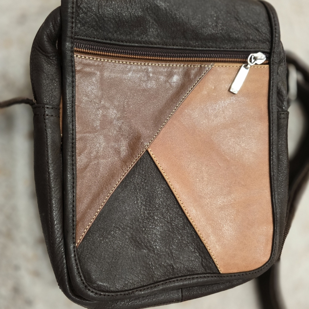 🍃PAMPEANA leather purse